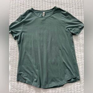 Lululemon Love shirt